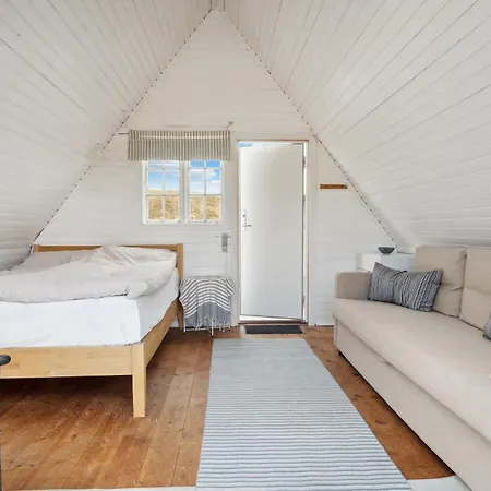 3 Bedroom Awesome In Ferienhaus *