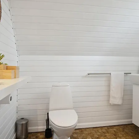 3 Bedroom Awesome In Ferienhaus